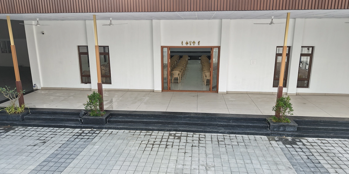 Spacious entrance hall designed to welcome guests smoothly with open access and elegant interior style